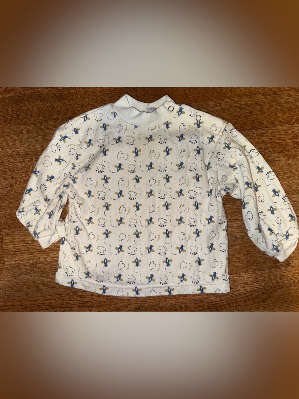 Vintage Winnie the Pooh airplane longsleeve
